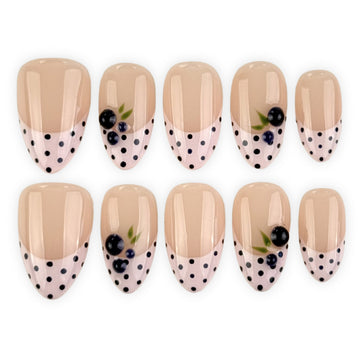 Coquette Noir Bites