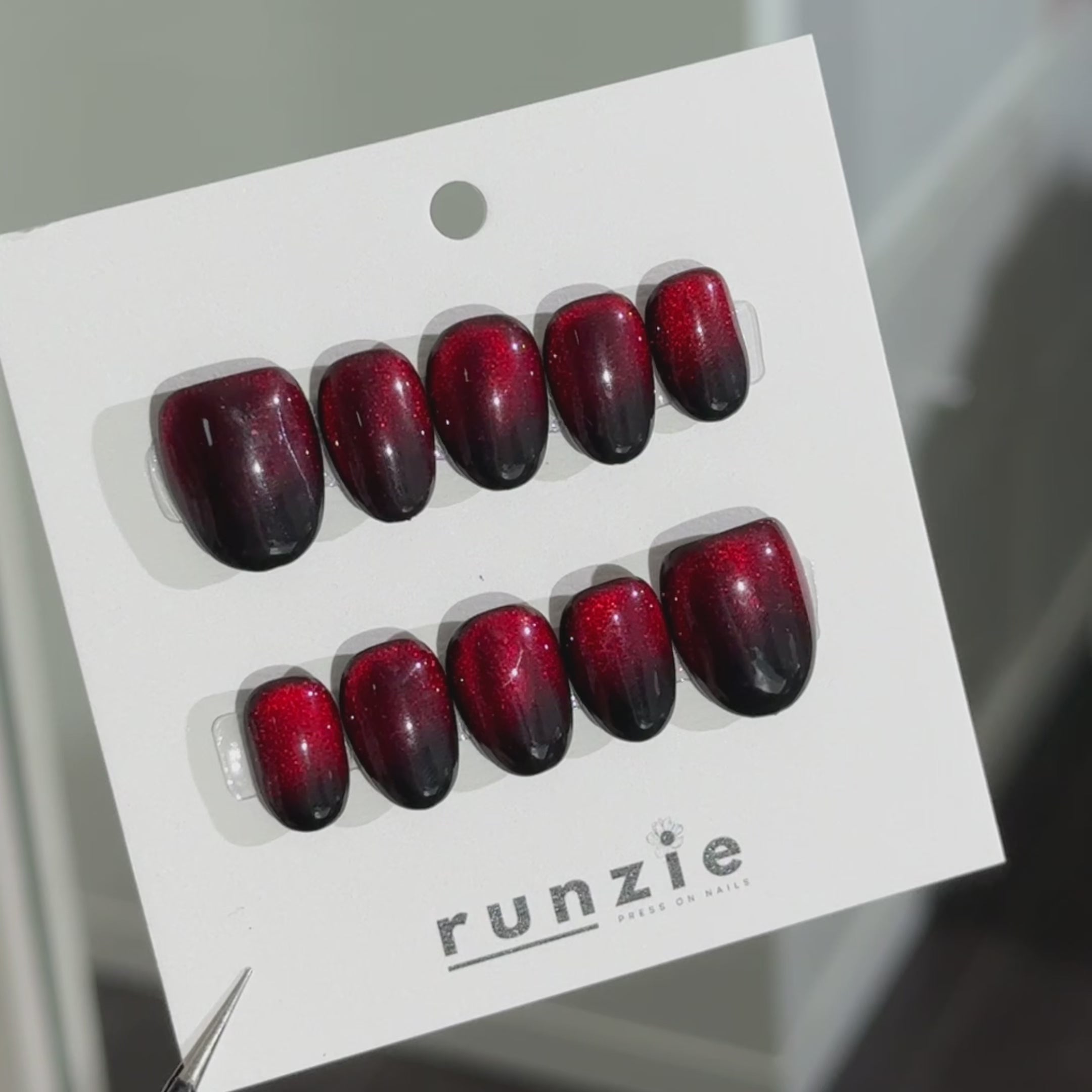 Red Black Cat Eye Short Round