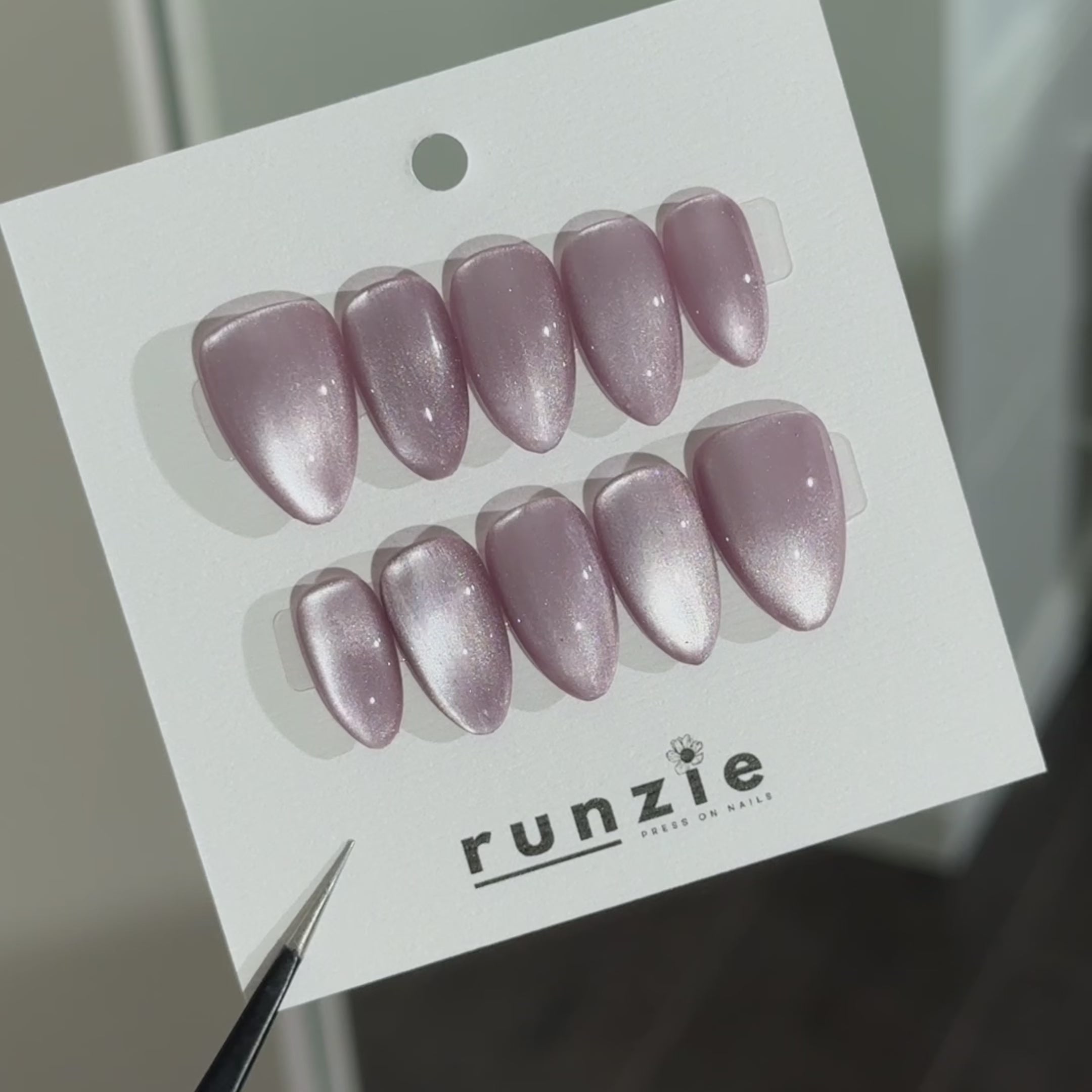 Purple Cat-eye Almond